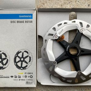 disque shimano RT-EM810 neuf - 1