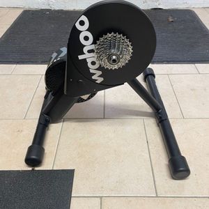 Wahoo Kickr Core - 1