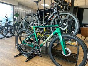 BERRIA Belador Br Ultégra 12 vitesses roues carbon... - 1