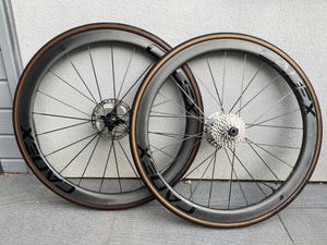 Paire de roues carbone cadex  - 1