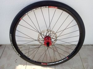 Roue DT Swiss XR400 - 1