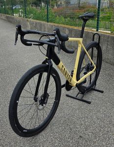 Gravel Canyon Grail CF Sl8 - 1