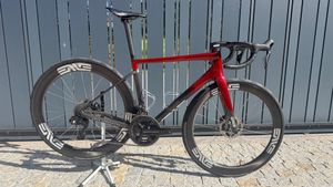 Vélo Enve Melee 2026 quasi neuf t. 54 - 1