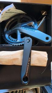 Pédalier Shimano Ultegra R8000 neuf - 1