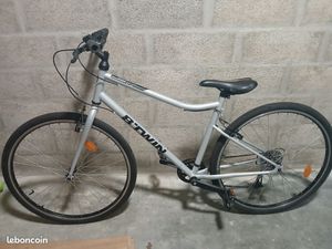 VTC / Vélo de loisirs Btwin - 1