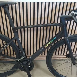 Addict rc 30 - neuf - 2025 - taille L - 1