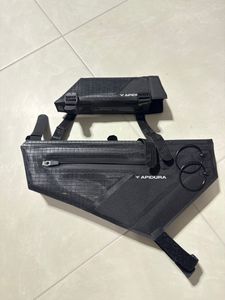 Sacoches Apidura Aero - 1
