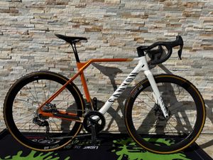 Canyon Inflite CF SLX 9 Team Di2 (2023) — Taille S - 1