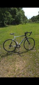 Vélo de route Sunn. - 1