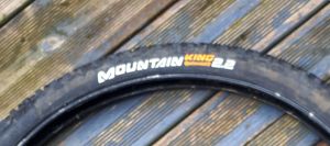 pneu vtt  TUBLESS 26 CONTINENTALmountain king 2.2 - 1