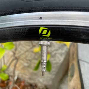 Roue vélo route Scott  - 1
