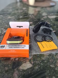 Eclairages 160 lumens + 2 types de support Garmin - 1