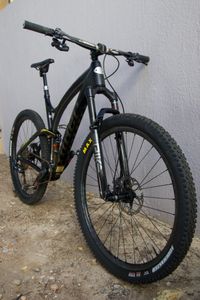 NINER JET9RDO Taille L Custom 12,9kg prêt à (très ... - 1