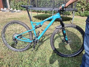 Yeti SB5C — Carbone —Roues carbone DT Swiss - 1