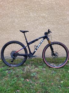 TREK Supercaliber SLR 9.8 XT Di2 2em gén - 1