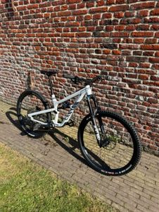 Canyon Spectral 6 - 1