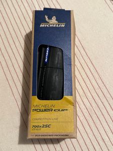 Pneus Michelin  - 1