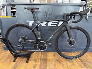 Trek Madone SLR 7  - 1