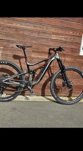 VTT enduro giant  - 1