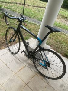 Vélo de route carbone - 1