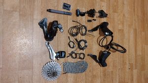 Mini groupe Shimano Di2 11v disc - 1