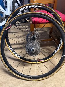 Zipp 202 boyaux - 1