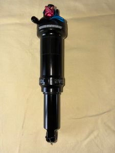 FOX FLOAT DPS EVOL Performance Series 210 x 55 mm Luftdämpfer Dämpfer 3 Pos NEU