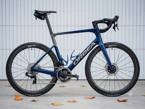 Orbea Orca M11e LTD – SRAM Red eTap AXS – Zipp 303... - 1