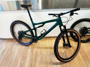 Specialized epic expert - 1
