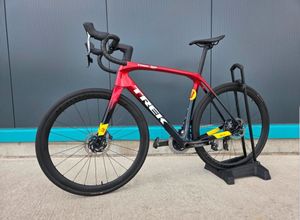 TREK MADONE SLR 7 - 1