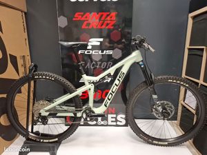 NEUF FOCUS JAM 6.9 Taille S -30% - 1