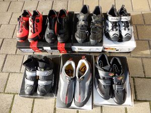 Divers Paires De Chaussures Neuf Pour Vtt - 1