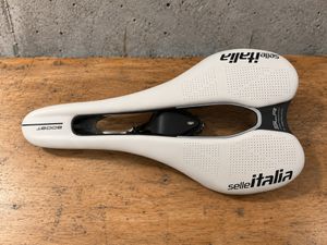 Selle Italia SLR Boost Kit Carbonio Superflow – Wh... - 1
