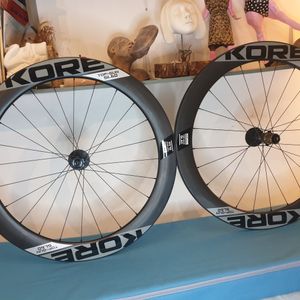 Neuves : 1385 g paire KORE TOP GUN 60 mm pour Shim... - 1