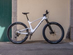 Spark RC team 2023 blanc - 1