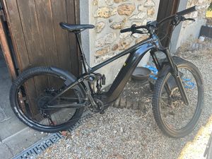 Giant Reign E+2 Pro 2022 800 Wh - 1