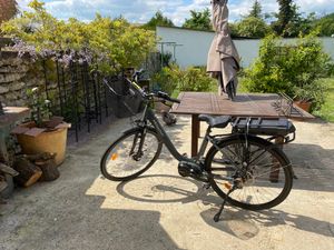 Vélo de ville électrique - 1