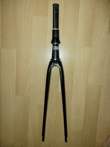 Fourche carbone origine cycle axxome 2 350 - 1