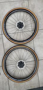 Roue Avant Carbone REYNOLDS – Boyau – 28'' – Bon état – Valve Presta