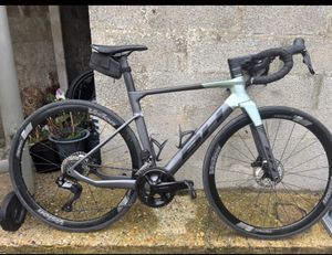 Vélo de route BH rs1 - 1