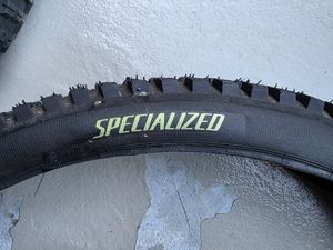 Lot de 5 pneus VTT Specialized + mousses Pepi's - 1