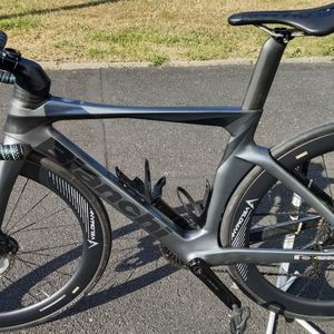 bianchi oltre 2023  gris - 1