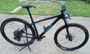 Vtt générique carbone taille M - 1