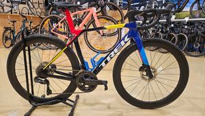 Vélo route Trek Madone SLR 7 8e gén. Ultegra Di2 - 1