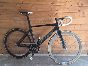 Giant omnium - 1