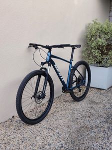 VTT GIANT TALON 0 - 1