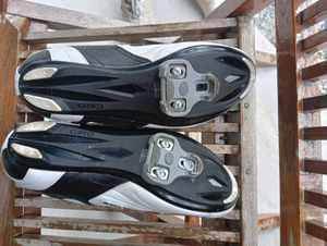 Chaussures giro  - 1
