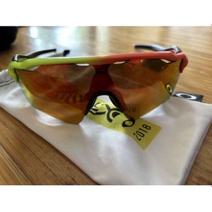 Oakley Radar EV JO 2018 - 1