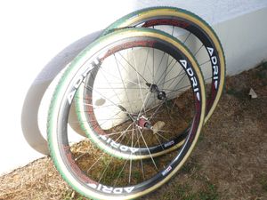 ROUE CARBONNE ADRISPORT - 1