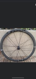 Paire de roues Look carbone 38d - 1